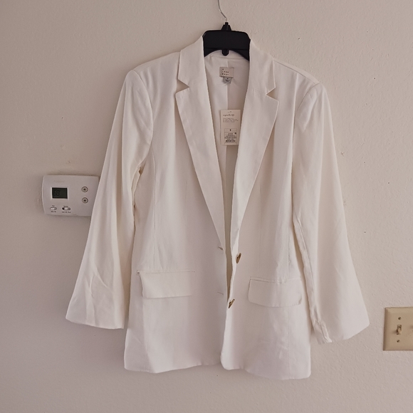 Women's Casual Blazer - Picture 2 of 9